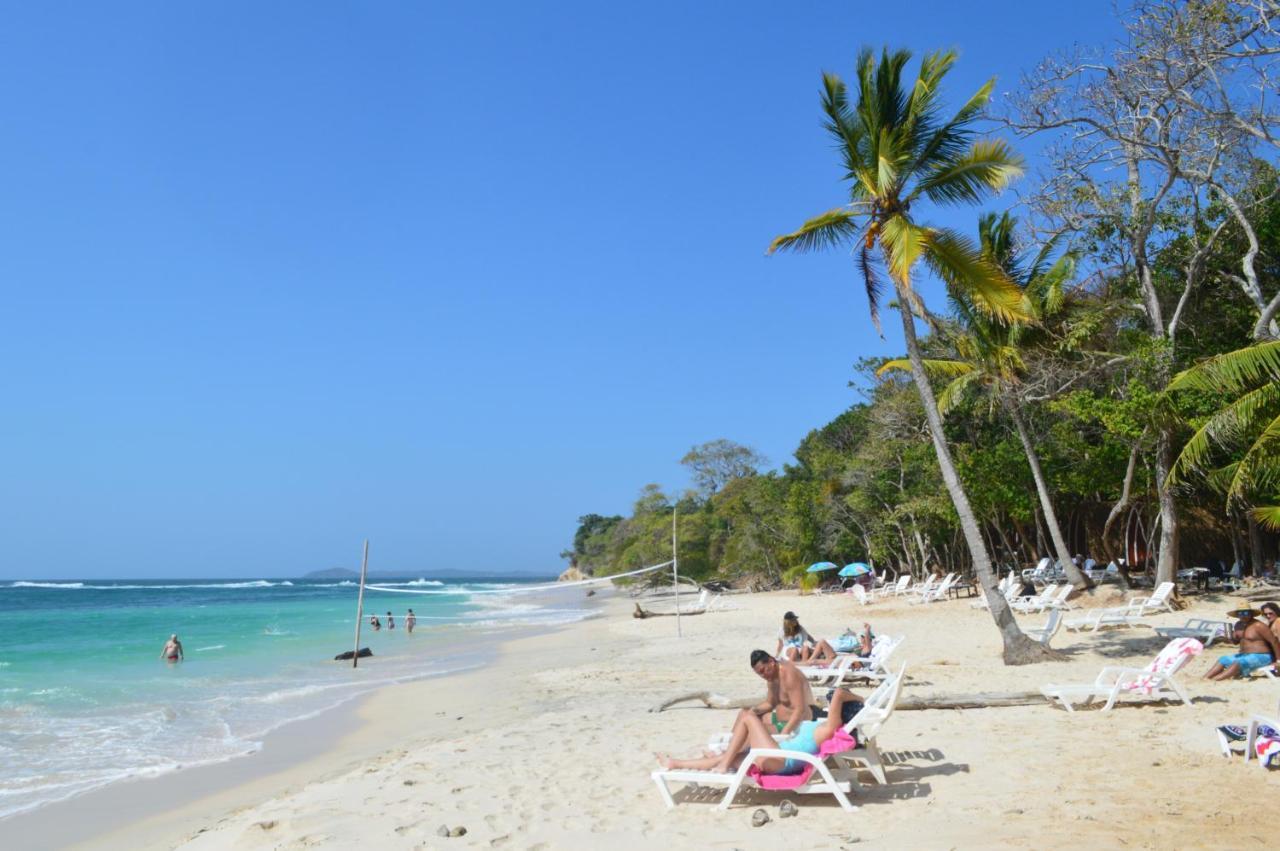 Sonny Island Resort Cabanas Frente Al Mar Punta Bajo Rico Exterior foto